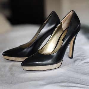 Nine West Black leather heels pumps
